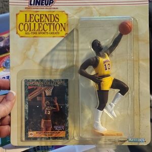 Wilt Chamberlain Legends Collection Card – Yellow & Purple